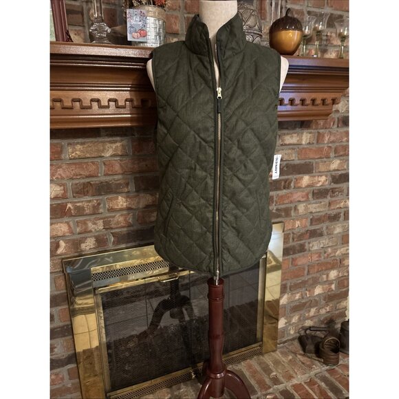 Old Navy Green Quilters Vest Size Medium NWT - Picture 1 of 9